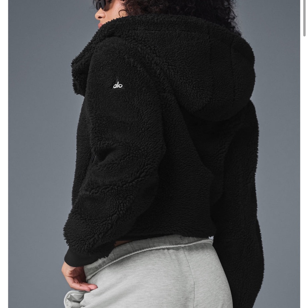 ALO Yoga Women's Black Foxy Sherpa Jacket